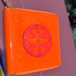 Tory Burch wallet